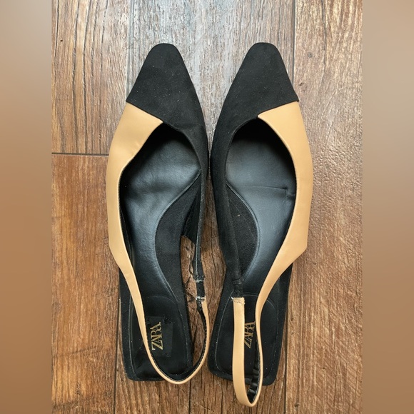 Zara Two-Tone Black Tan ZARA Pointed
Toes Slingback Flats Sz EU 40. Used. - Picture 4 of 8
